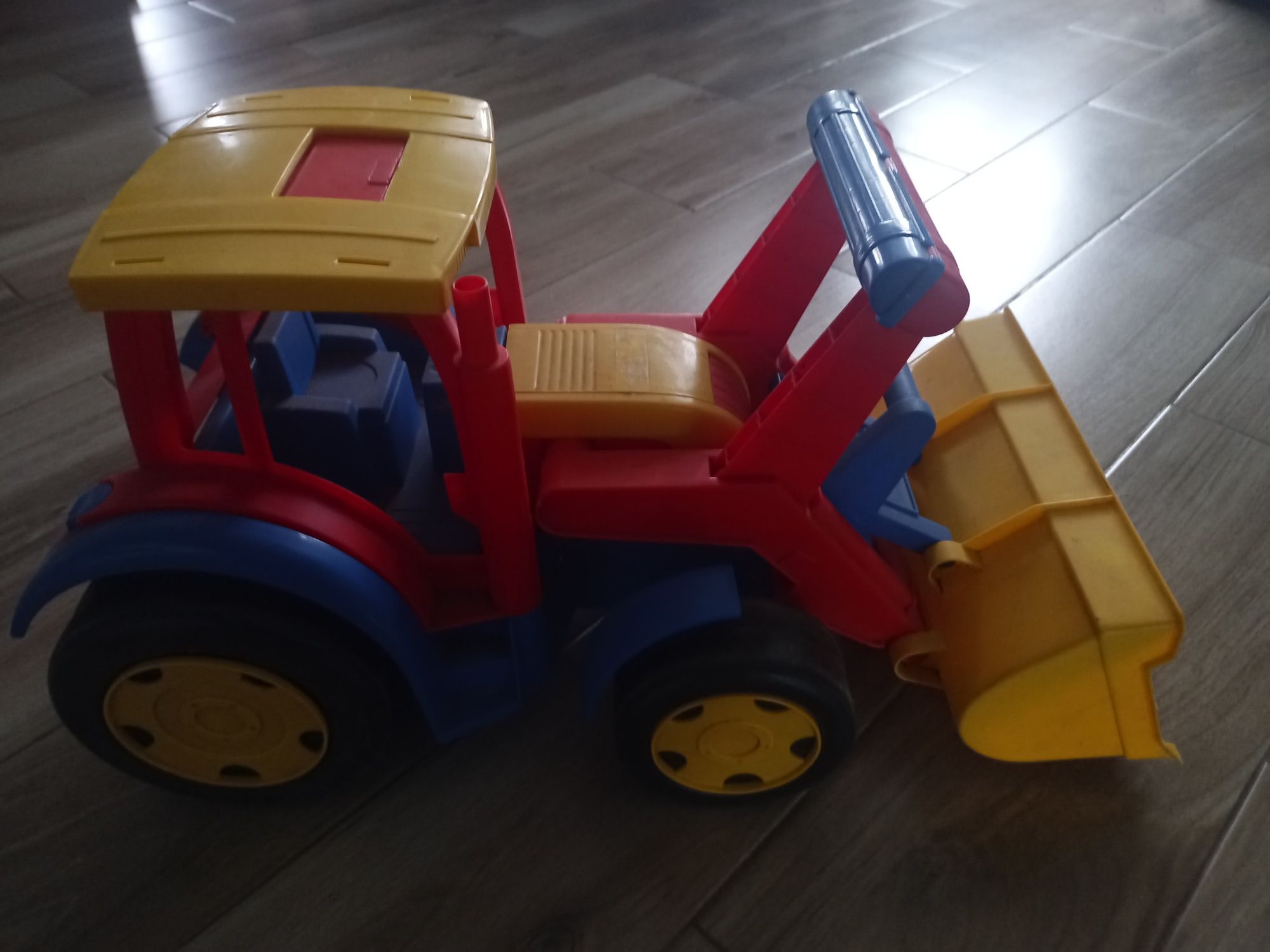Traktor - spychacz gigant Wader