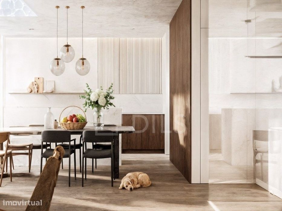 Moradia T4+1 com terraço com piscina privada em Campo de Ourique