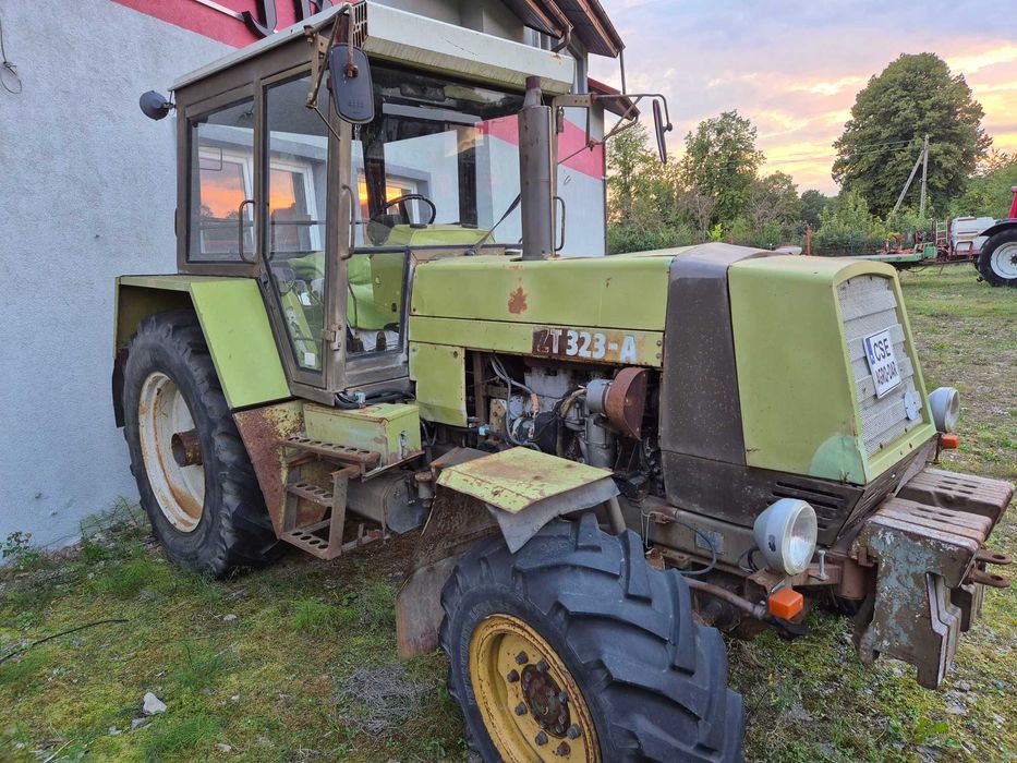 Chłodnica Maska ciągnika Fortschritt ZT323 ZT303 silnik E524 IFA E514