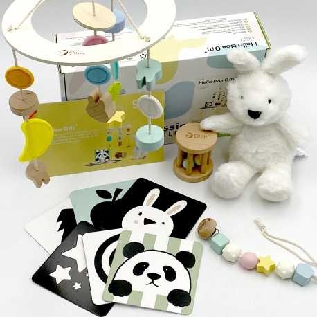 Pastelowy zestaw dla niemowląt box pierwsze zabawki od 0 do 6 miesiąca