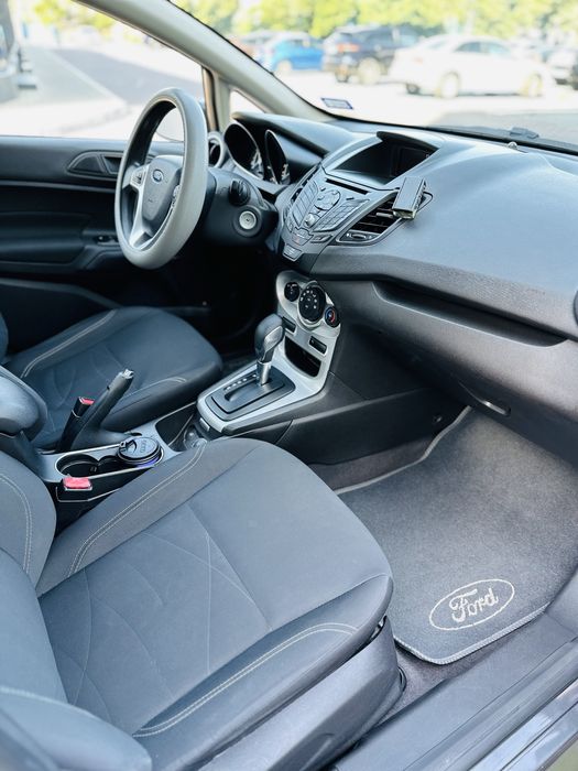 Ford Fiesta 2018 Автомат