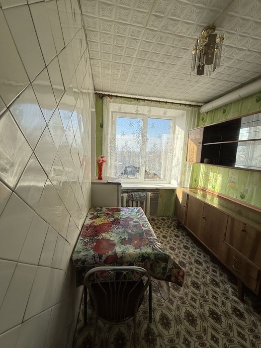 Сдается 2 комнатная квартира. Центр. Славянск.