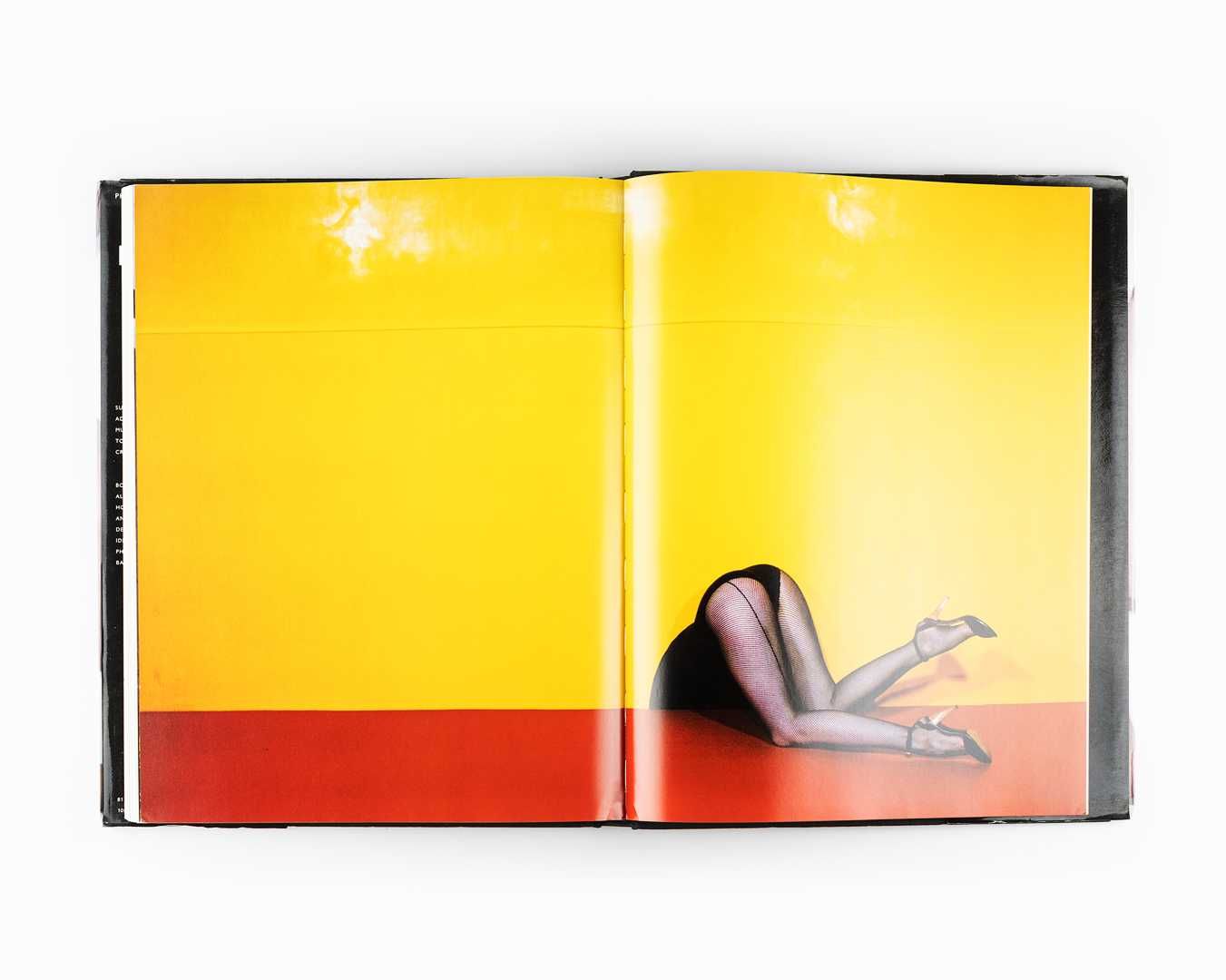 Книга - фотоальбом "Exhibit A" Guy Bourdin.