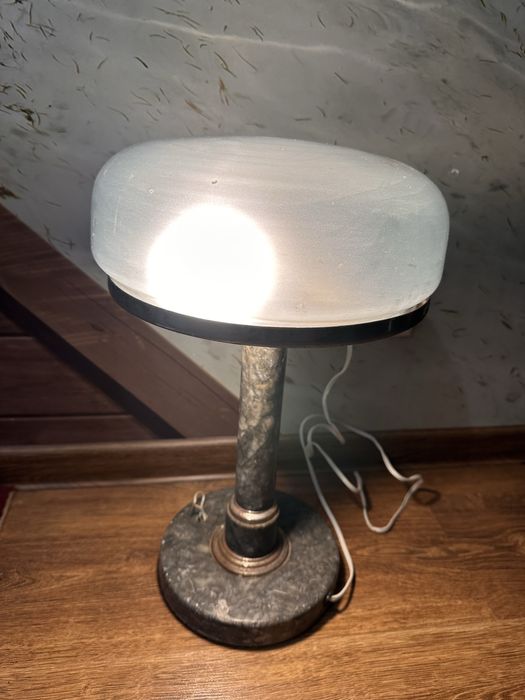 Світильник старий тих часів