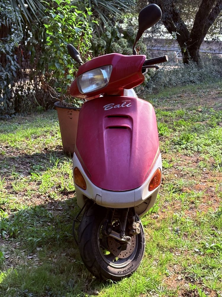 Honda Bali em muito bom estafo - poucos km’s e muito fiável