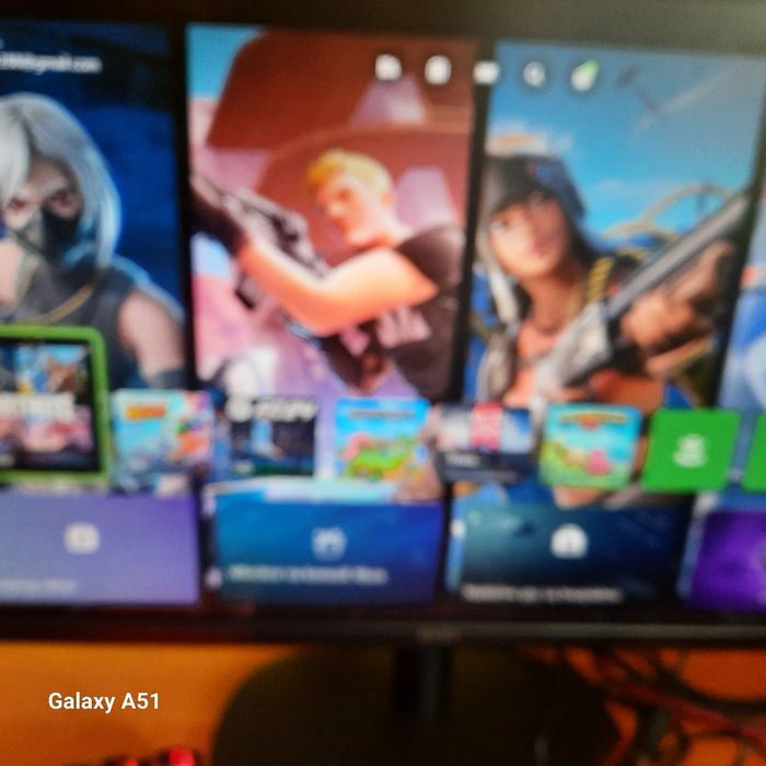 Xbox series X uzywany miesiąc (ma gwarancję 1 rok)