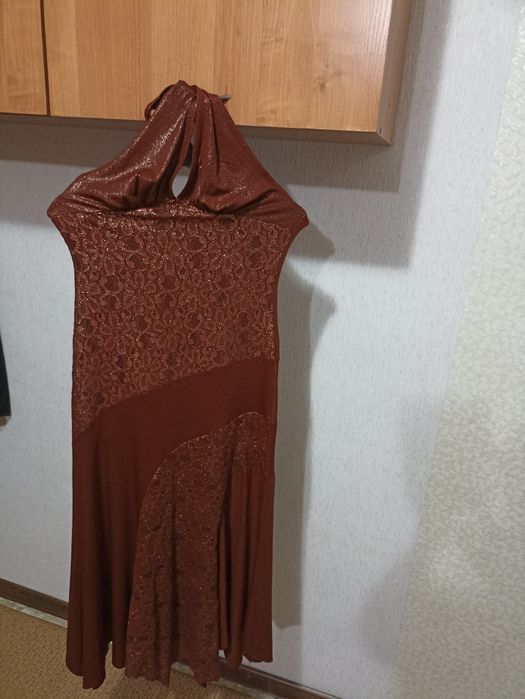 Вечірня сукня святкова для жінок