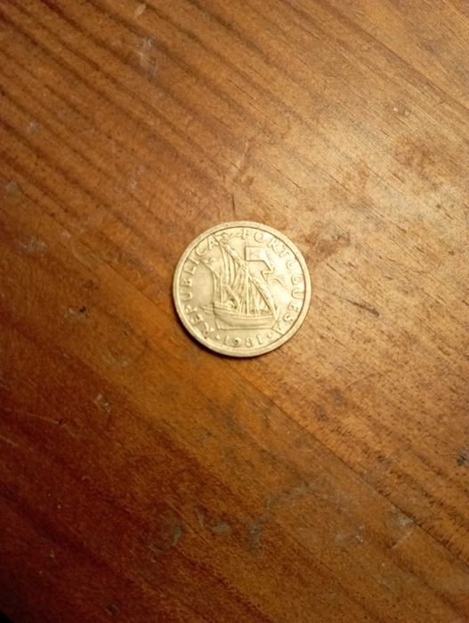 Moedas 2$50 Escudos anos 1976 a 1981
