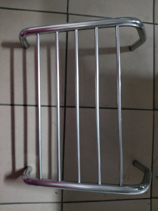 Krzesła do salonu fryzjerskiego