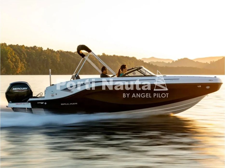 Bayliner Deck Boat DX 2000 OB