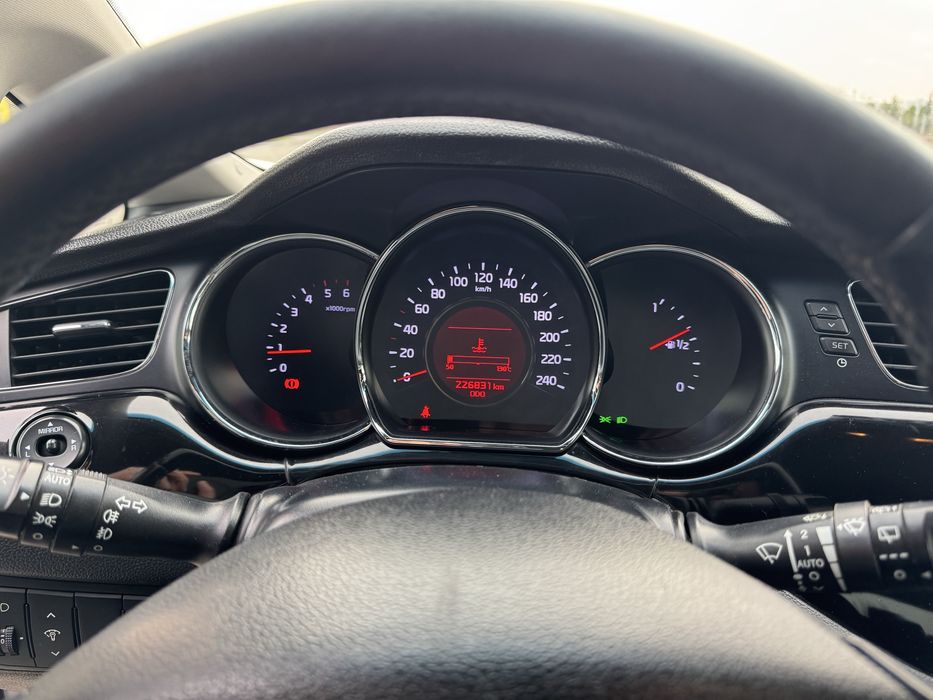 Kia Ceed JD SW 1.6 CRDi