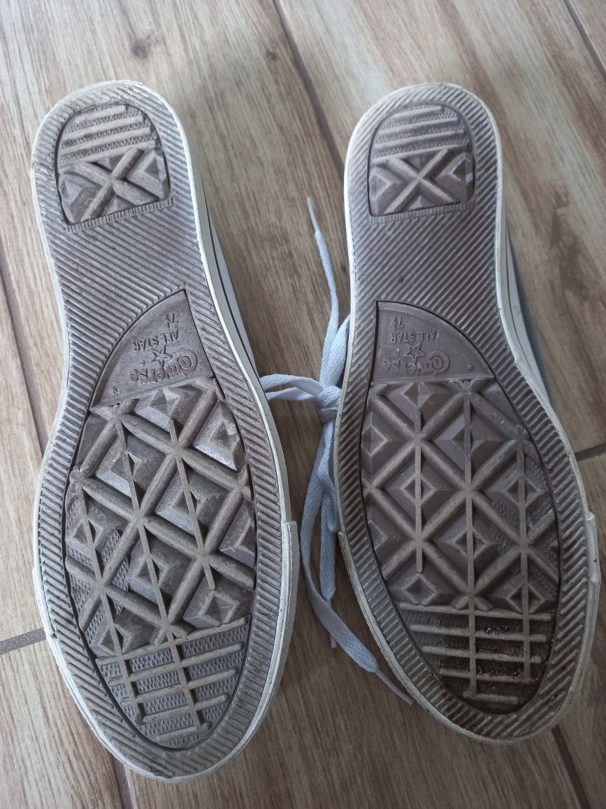firmowe trampki Convers-rozmiar-41 (27cm)