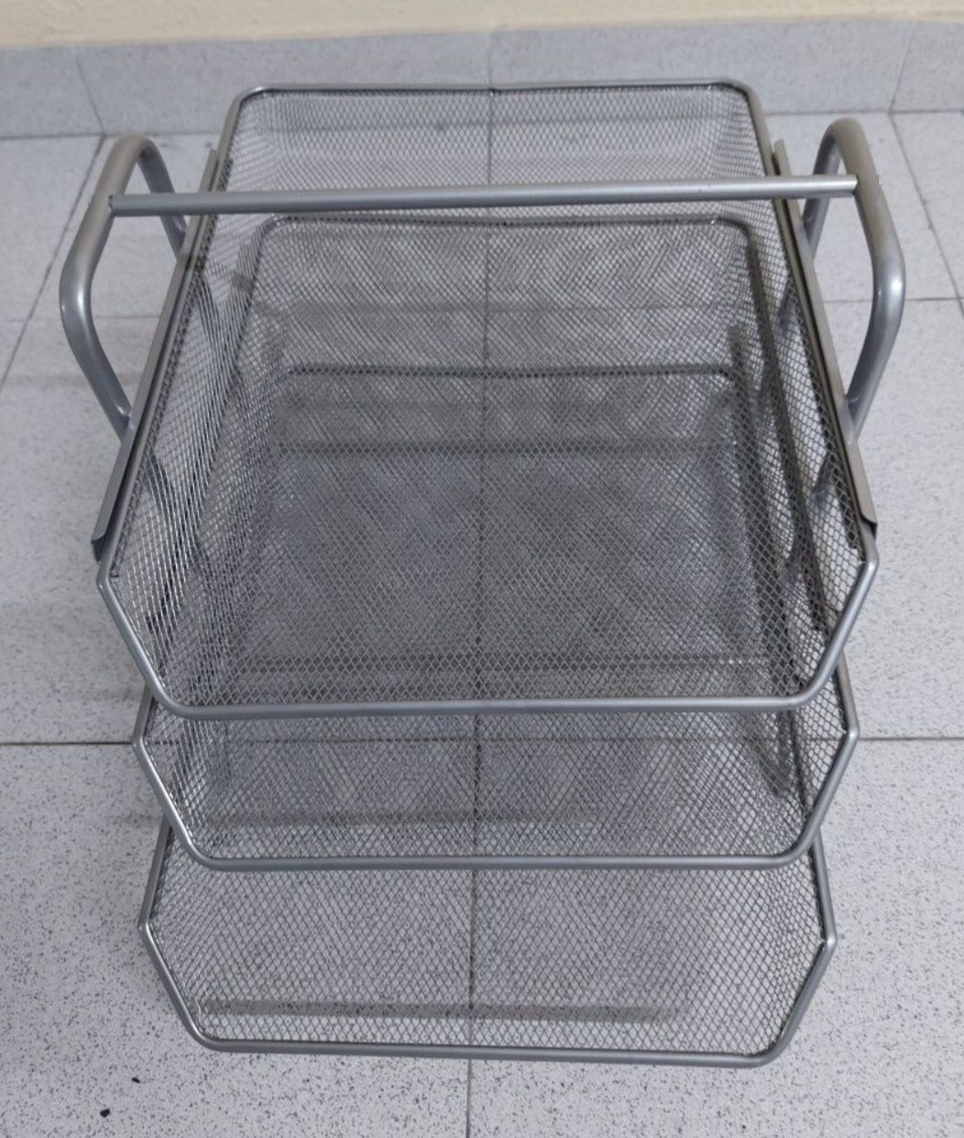 organizador /porta cartas em metal cinza