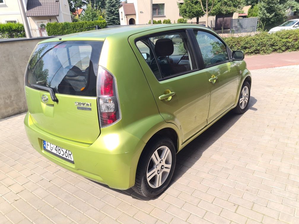 Daihatsu Sirion 1.3 / Alufelgi / Zadbany/Wersja "momo"
