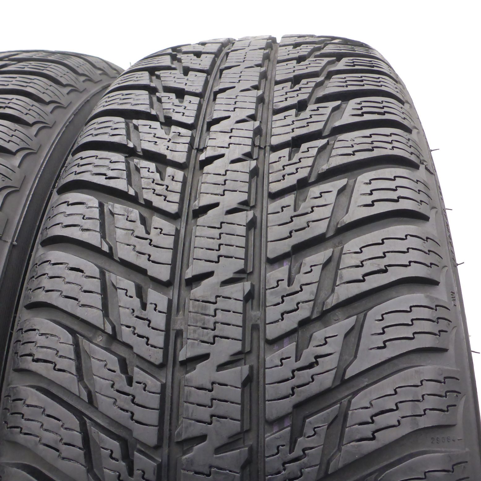 225/65/17 Nokian 225/65R17 106H XL WR SUV 3 Zima 7,8mm 2017/18