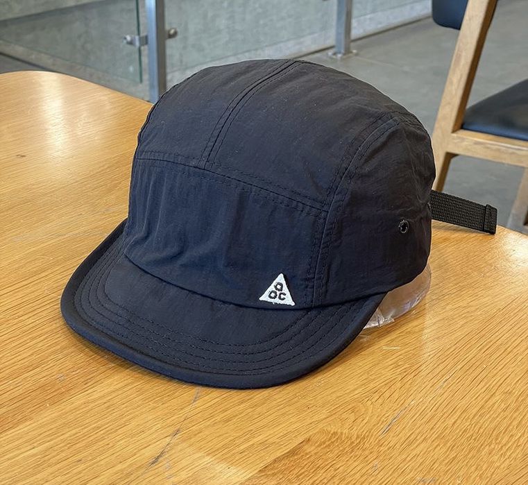 Кепка acg nike з коротким полем