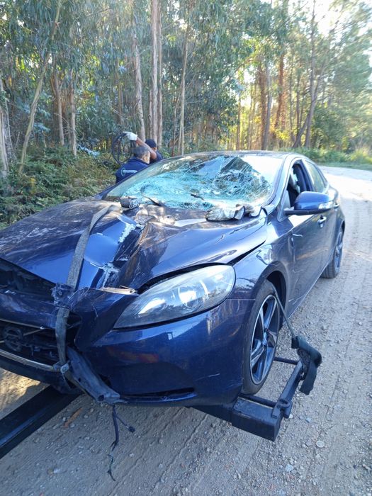 Volvo V40 para peças