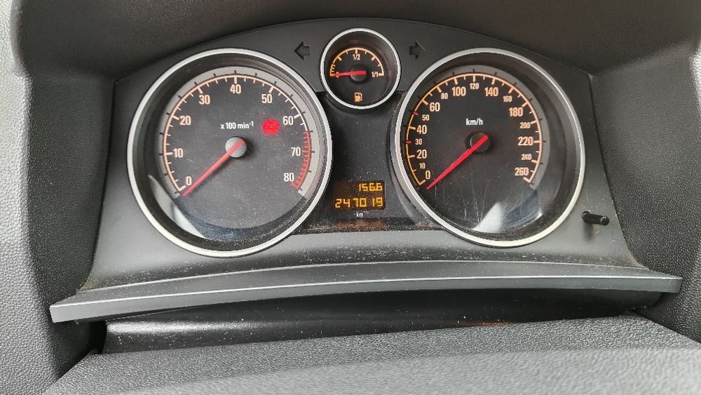 Опель Зафіра 1.6 турбо