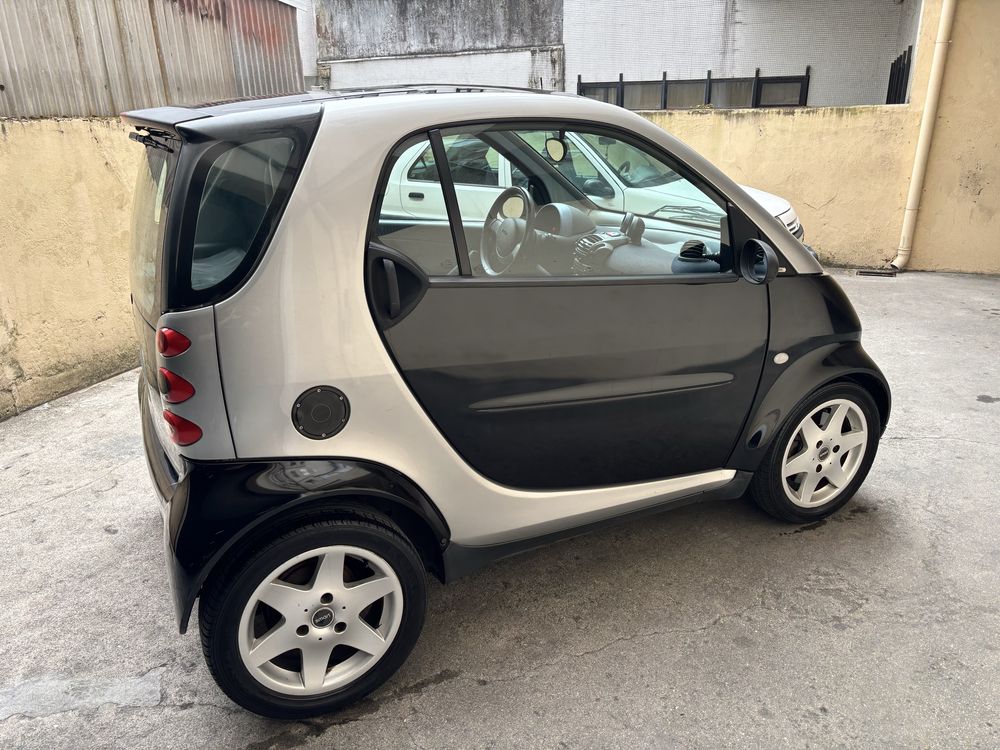 Smart ForTwo Coupe 85Milkm Nacional Reservado