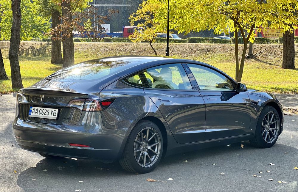 Tesla Model 3 80,5kwt awd