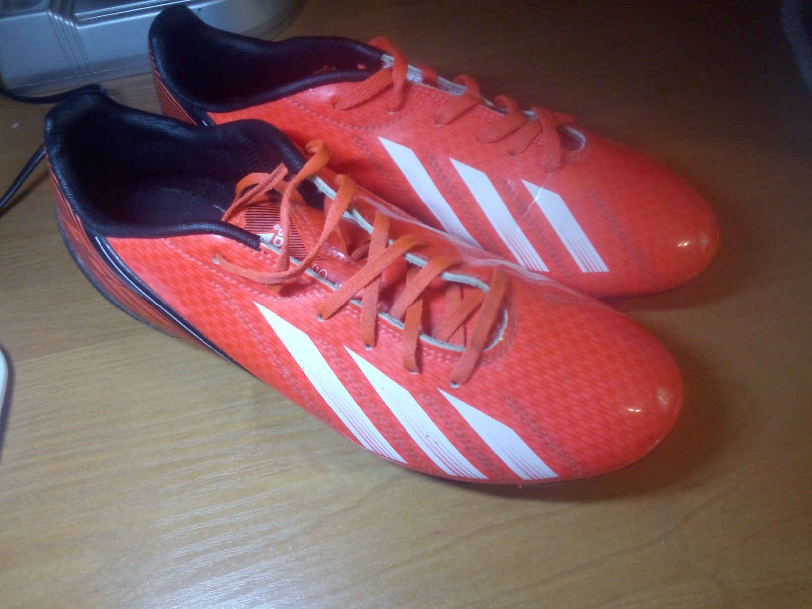 Бутсы Adidas f10