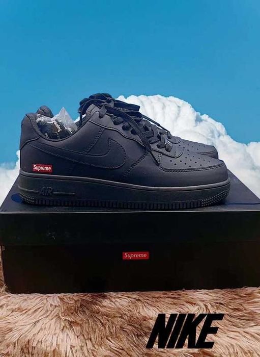 Buty Trampk Nike Air Force 1 Low Supreme Black Rozmiar  42.5