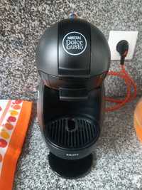 Máquina café Dolcegusto