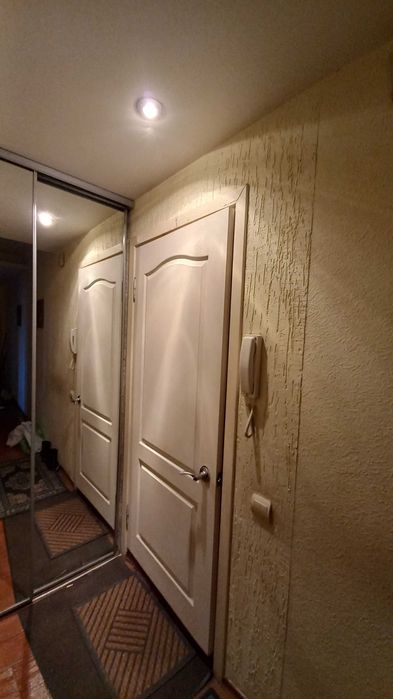 Оренда 3-кім.  Васильковская,2а метро  Голосеевская  Васильковская