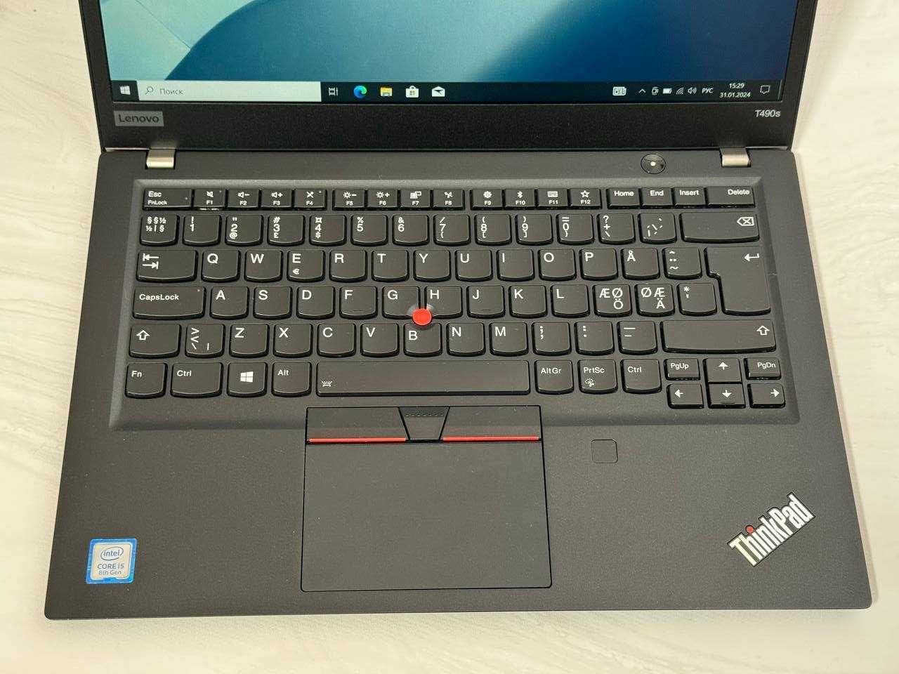 Lenovo T490s i5-8265U 8ram ssd 256  Full HD є засвіти