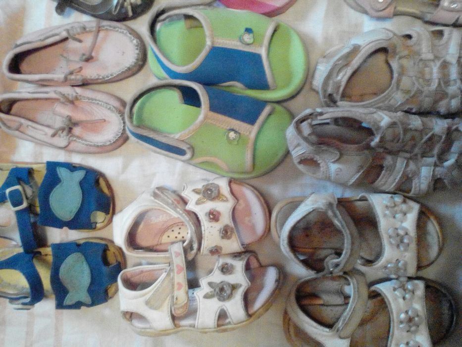 Детская обувь на дев.от 20 до 25 разм.