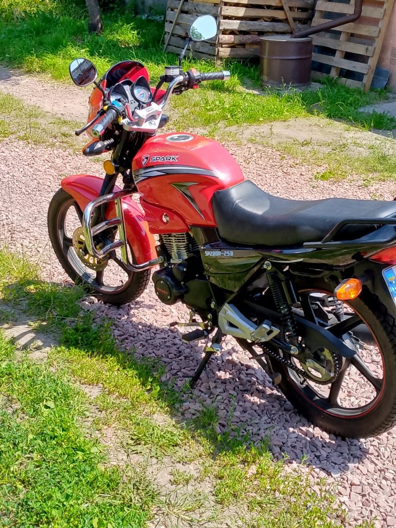 Спарк BR200 з малим пробігом