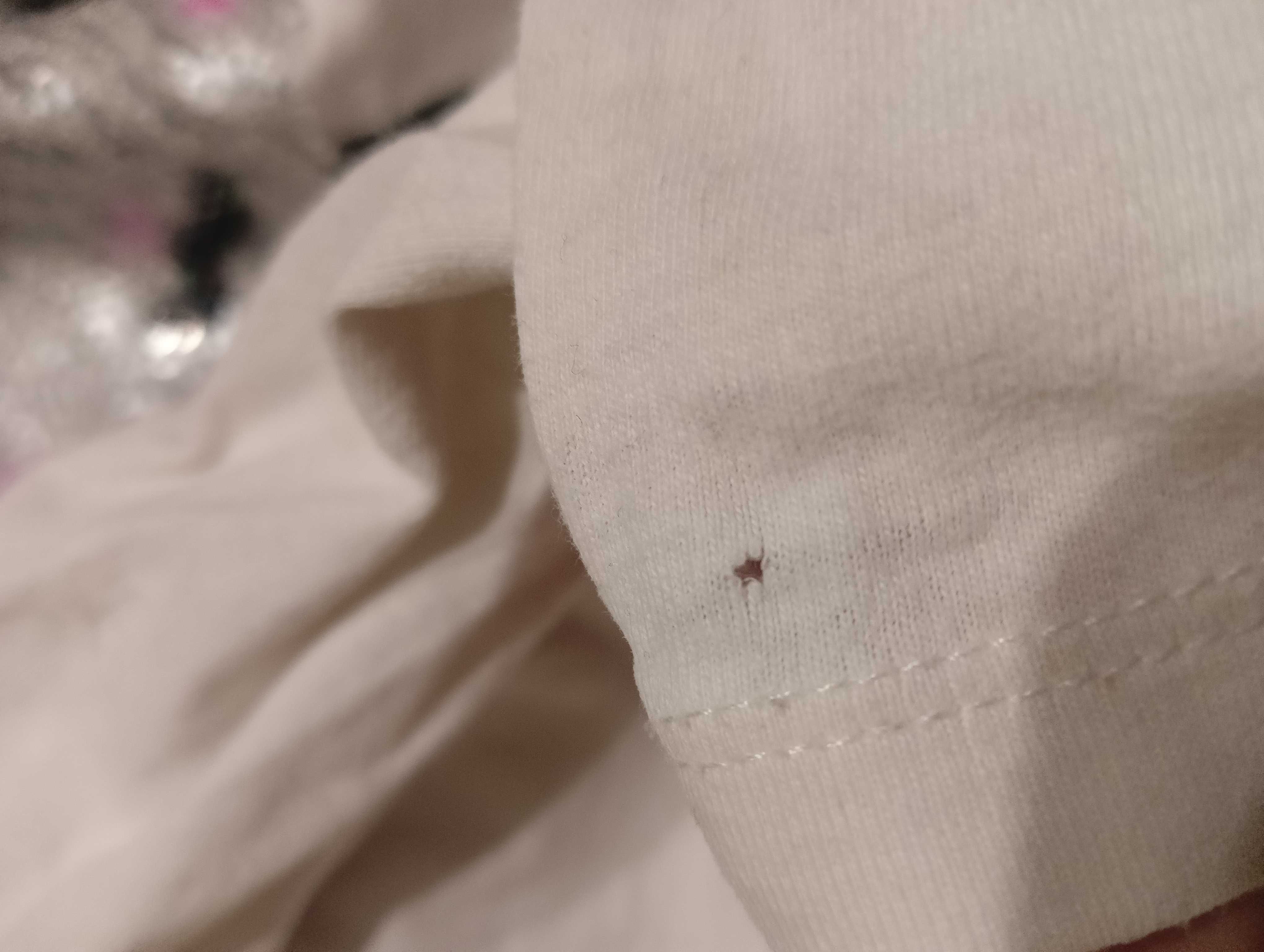 Biała bluzka z cekinową myszką długi rękaw Palomino C&A 134 bawełna