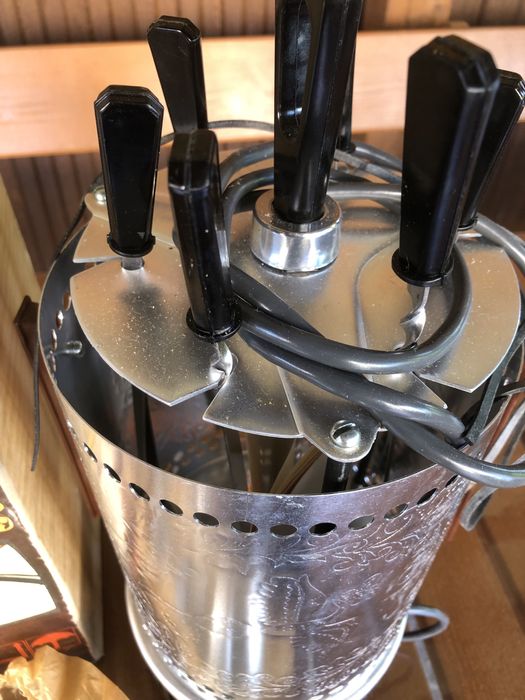 Електрошашлична на 6 шомпурів