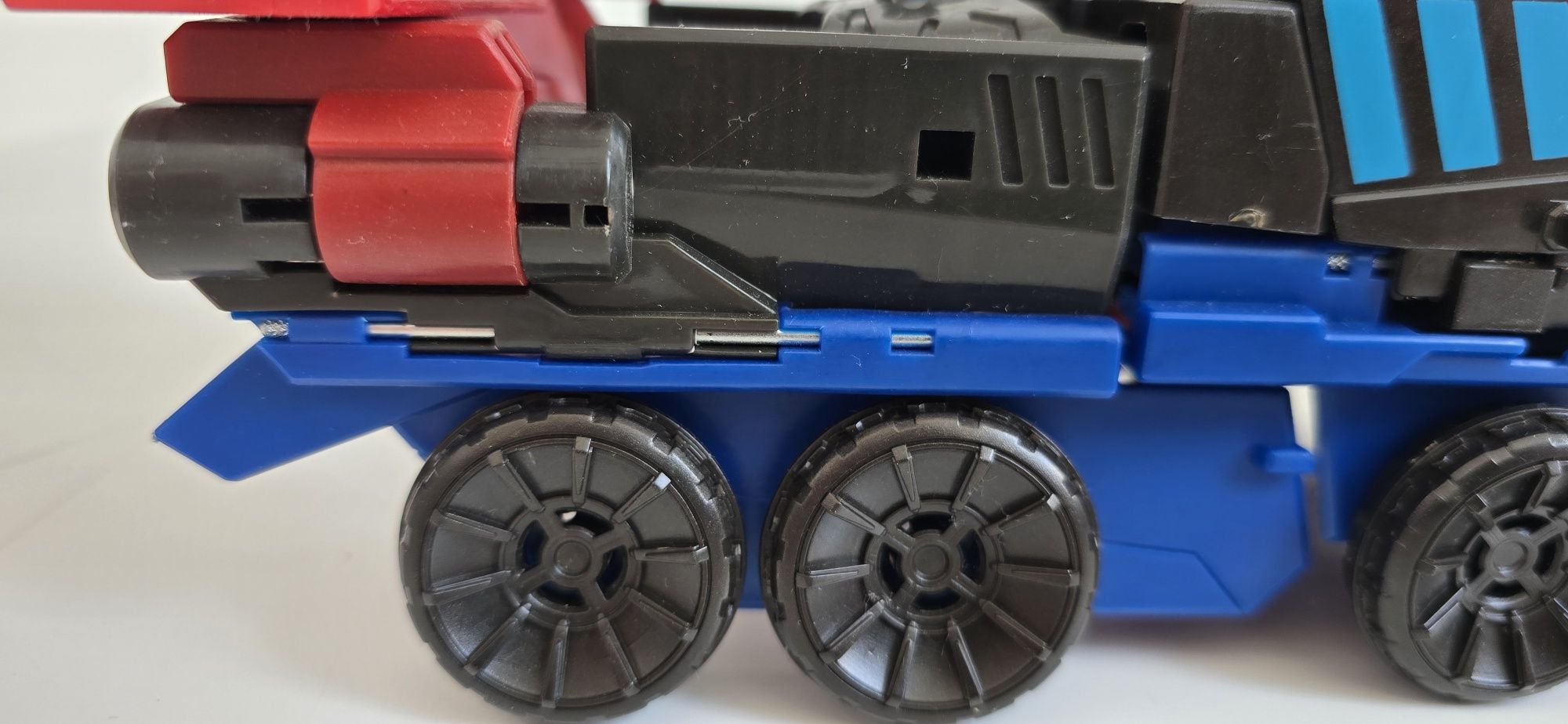 Auto transformers