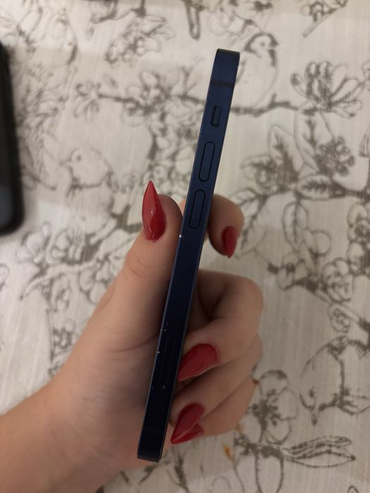 Iphone 12 mini (usado)