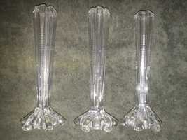 Conjunto de 3 lindas antigas jarras solitarias em cristal bizelado
