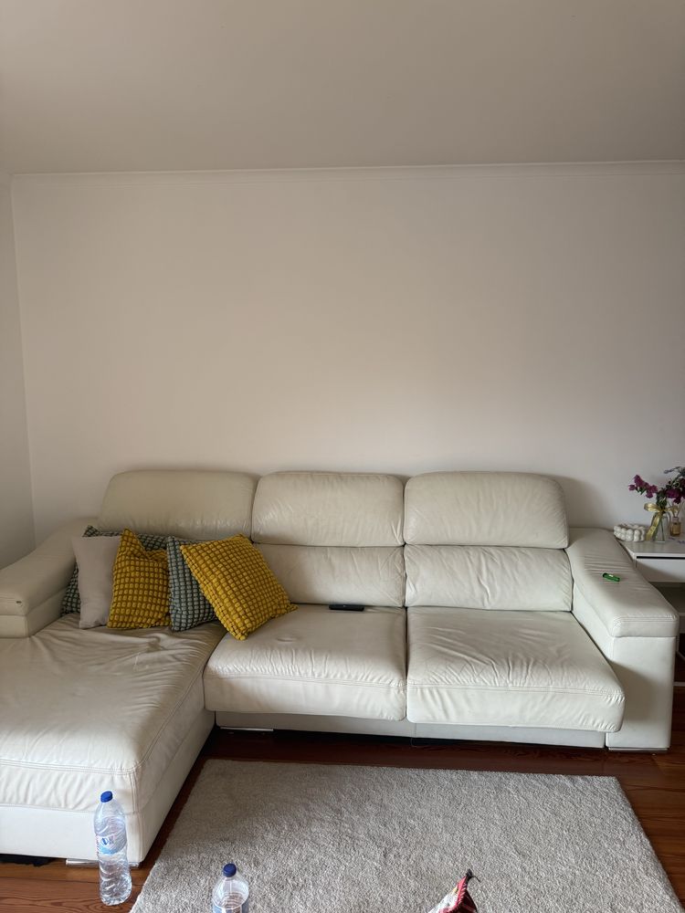 Sofa retratil em L