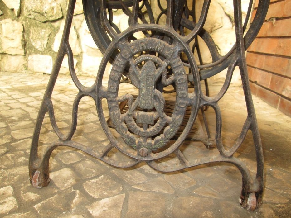 Máquina de Costura Singer, Oliva, Mundlos, Omega, Necchi e Alfa