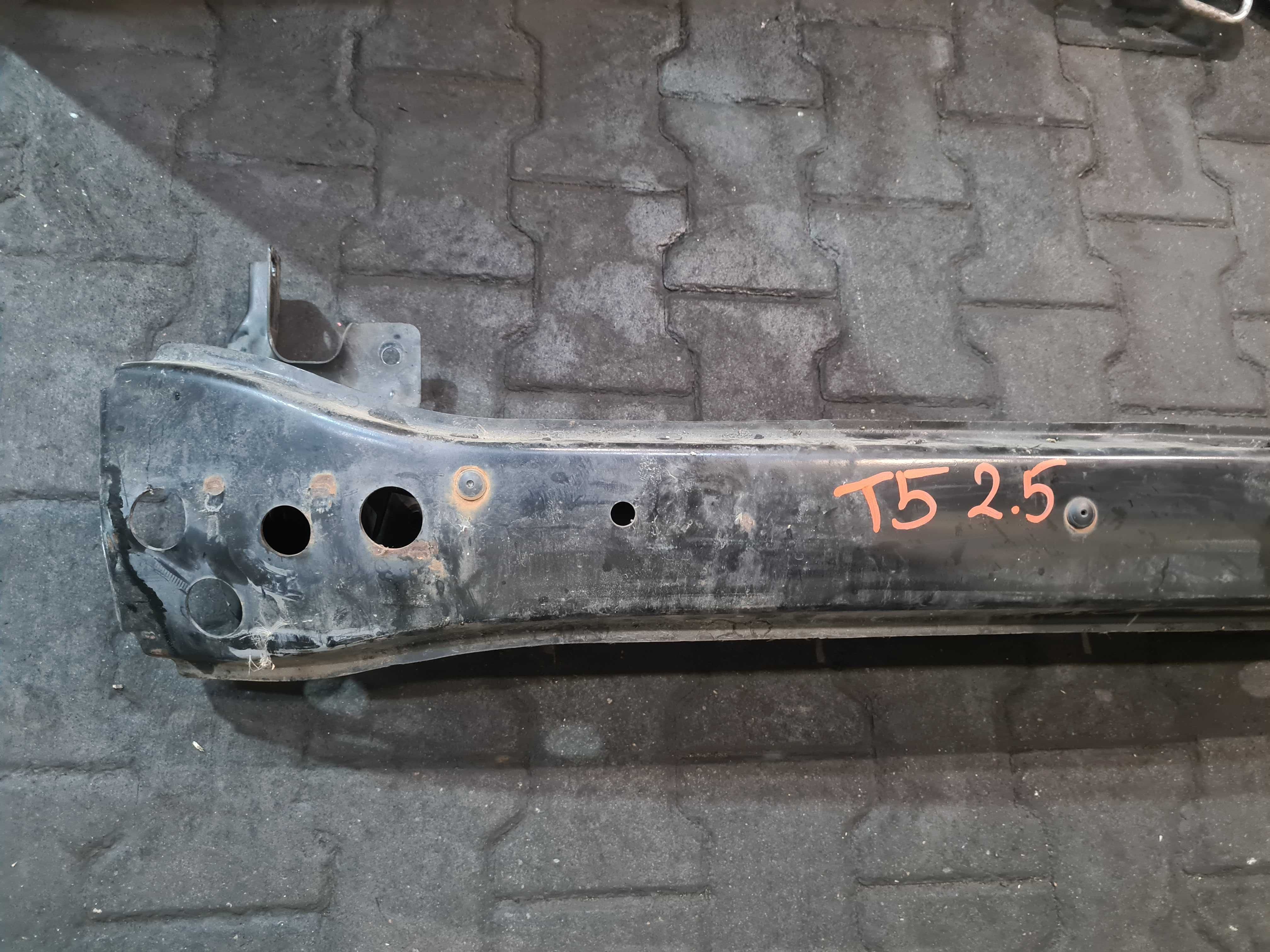 VW T5 2.5 belka wzmocnienie zderzaka przód