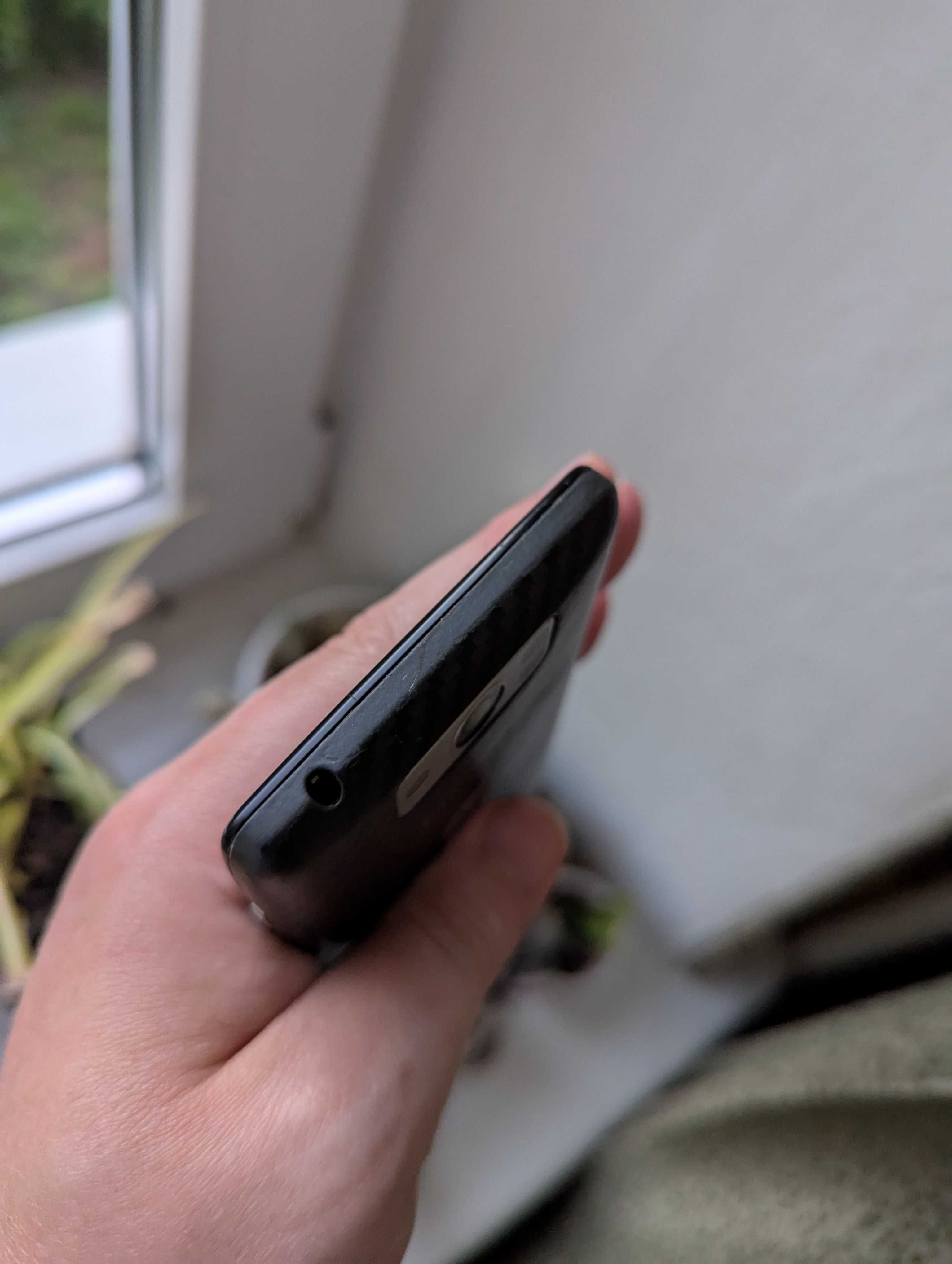 Продам Motorola droid maxx XT1080. 2/16 GB.