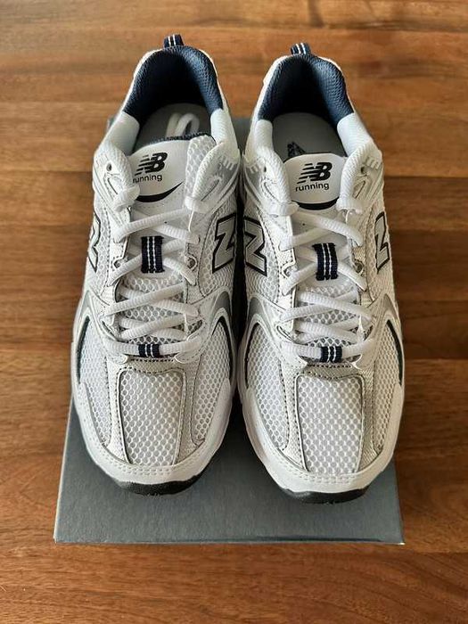 Buty meskie Mokasyny New_Balance_530_White_Silver_Navy R.37.5