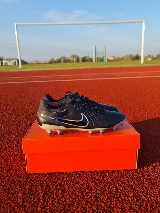 Бутси Nike Tiempo Legend 10 Academy FG/MG DV4337-040