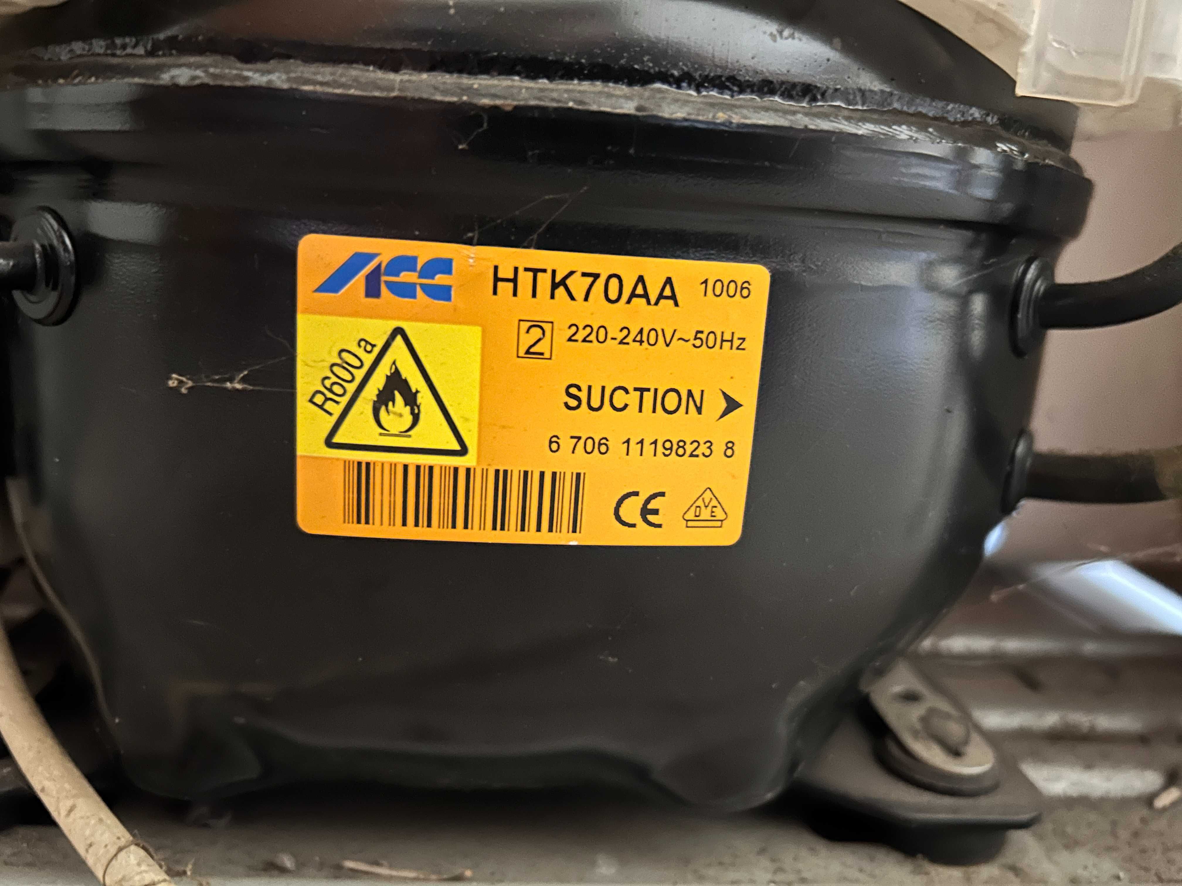 Lodówka Electrolux ERD18002W pojemność 180L lodówko zamrażarka