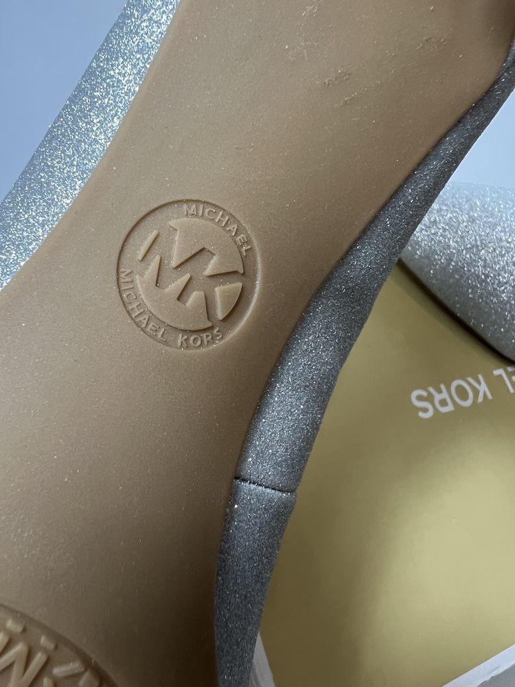 Nowe Michael Kors szpilki srebne damskie buty na obcasie 38,5 outlet