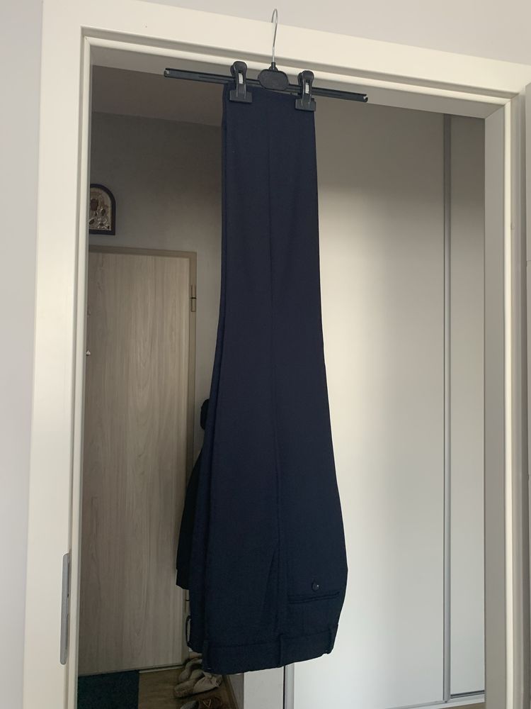 Garnitur męski granatowy Vistula r. 46 S super slim 100% wełna