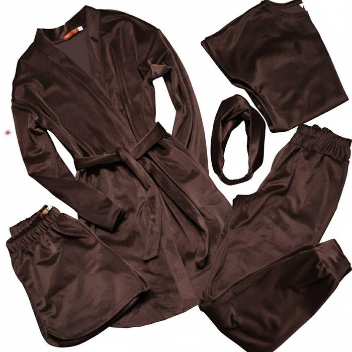 Нереально красивый велюровый комплект, велюровая пижама, 5 в 1