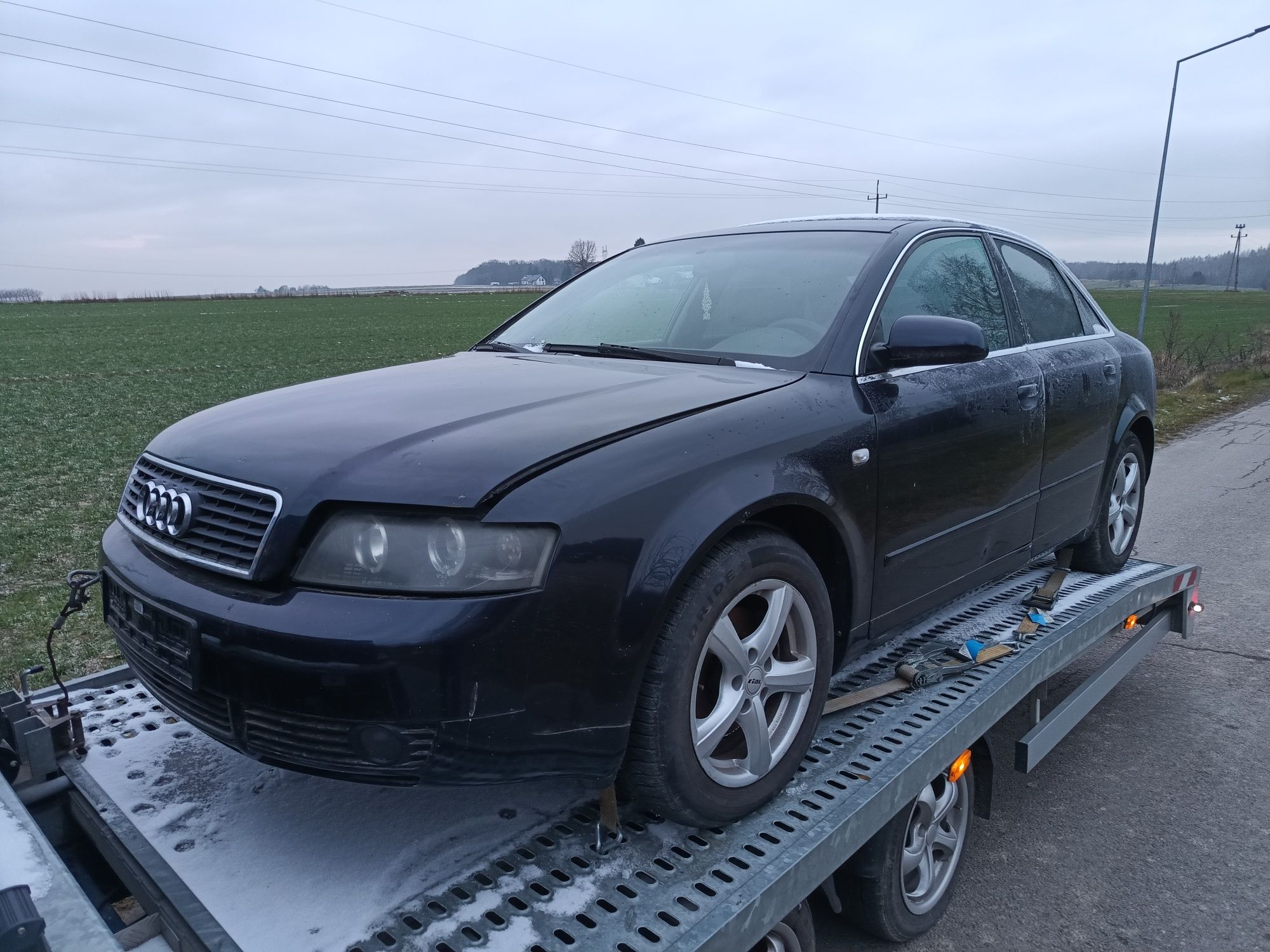 Podszybie osłona akumulatora Audi A4 B6 B7 LZ5L części