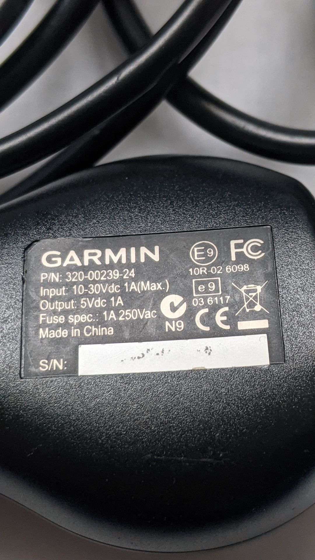 Оригінальна зарядне Garmin до навігатора