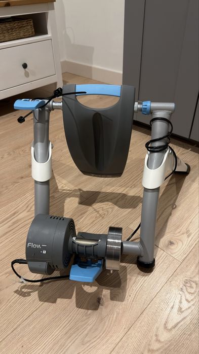 Trenażer rowerowy Tacx Flow Smart
