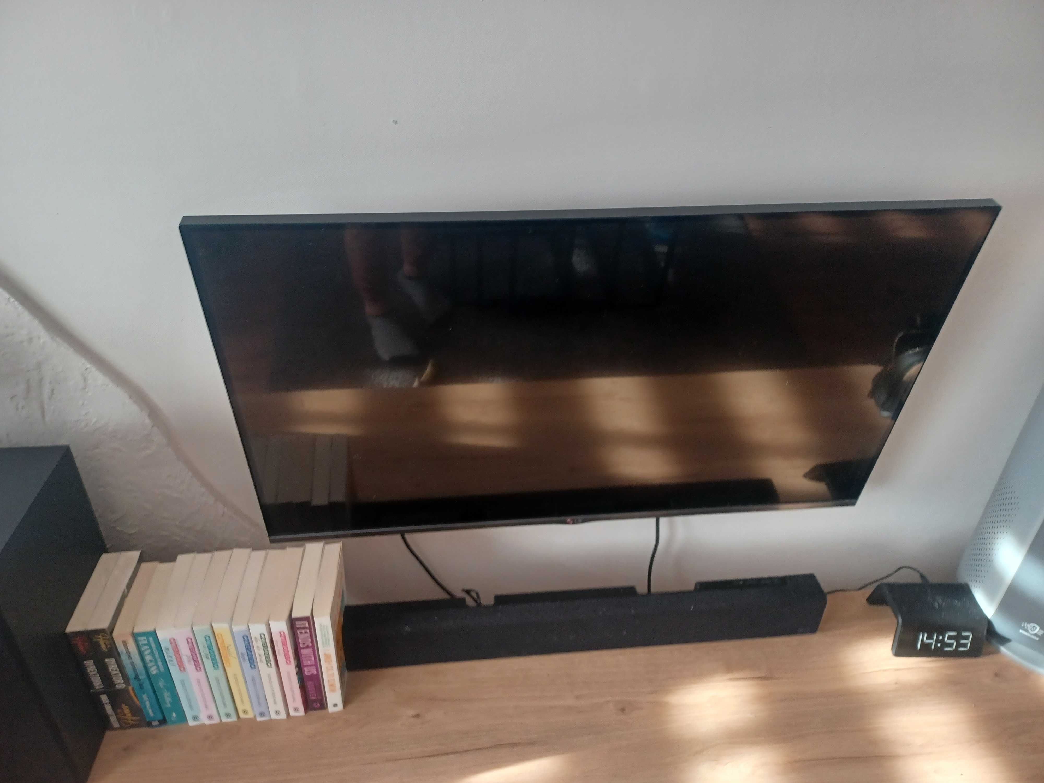 Telewizor smart tv lg  uszkodzony 2 piloty